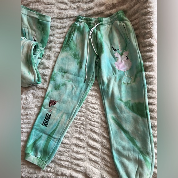New Seafoam green Small women’s Truly hoodie and joggers set. By Mr Eatwell - Picture 4 of 8